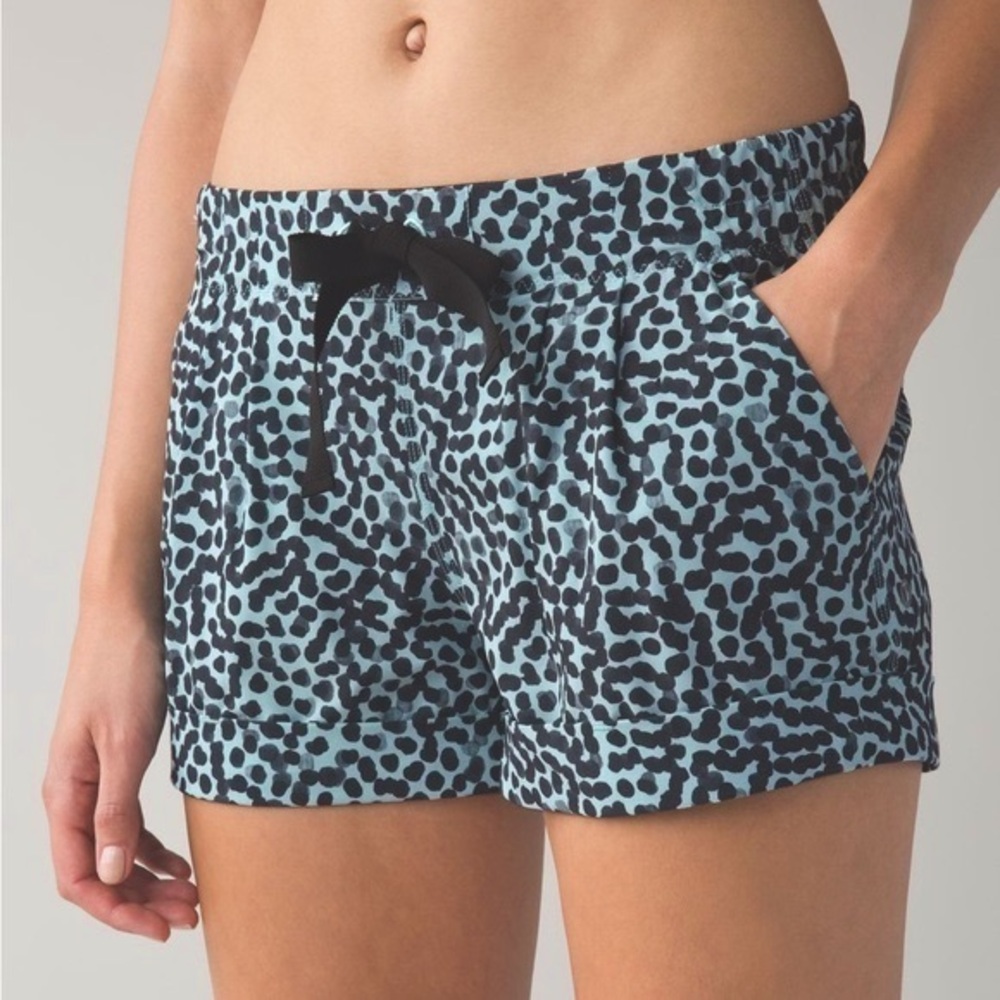 lululemon athletica Blue and Black Printed Athletic Shorts